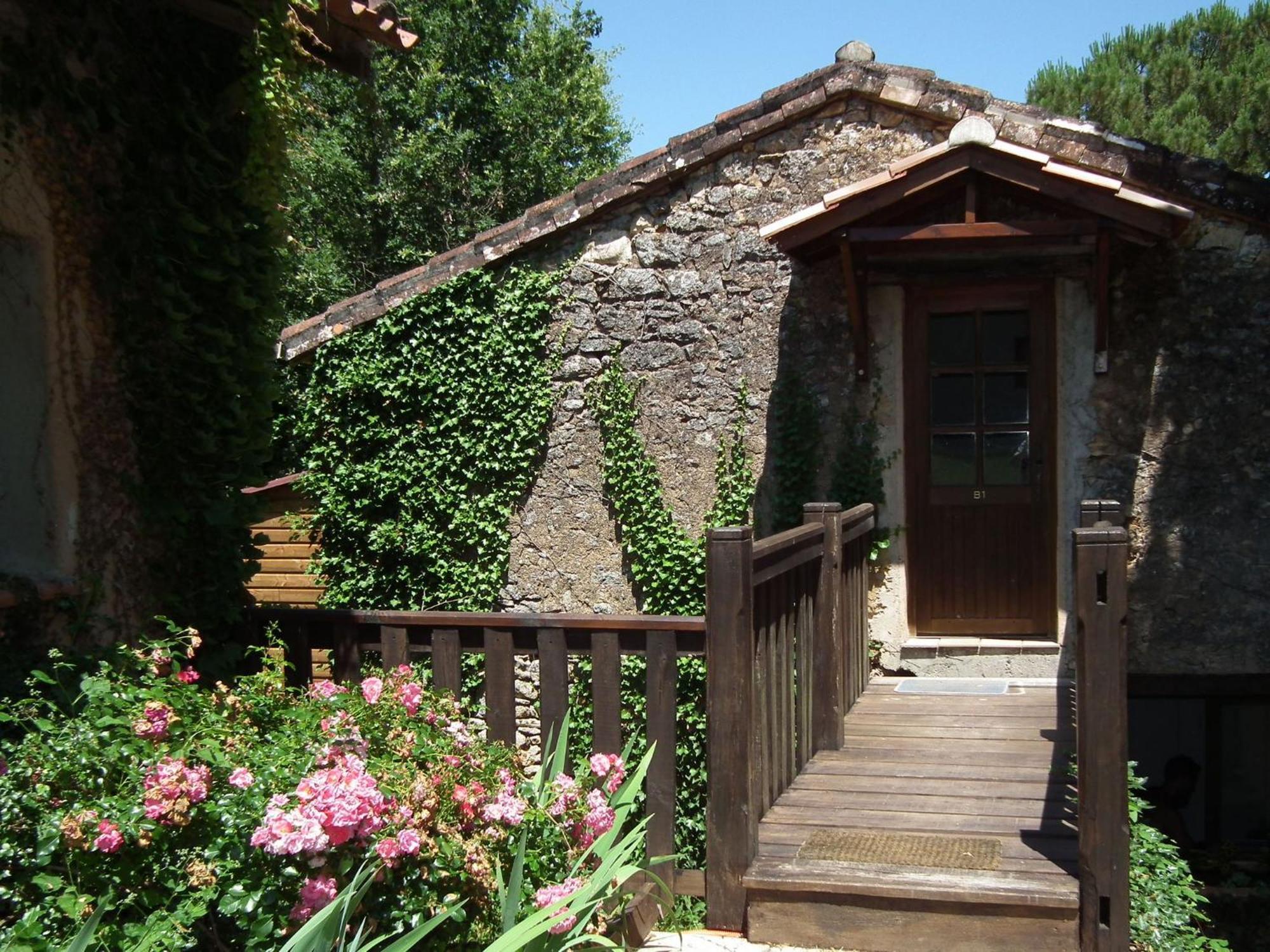 Domaine De Gavaudun Βίλα Εξωτερικό φωτογραφία
